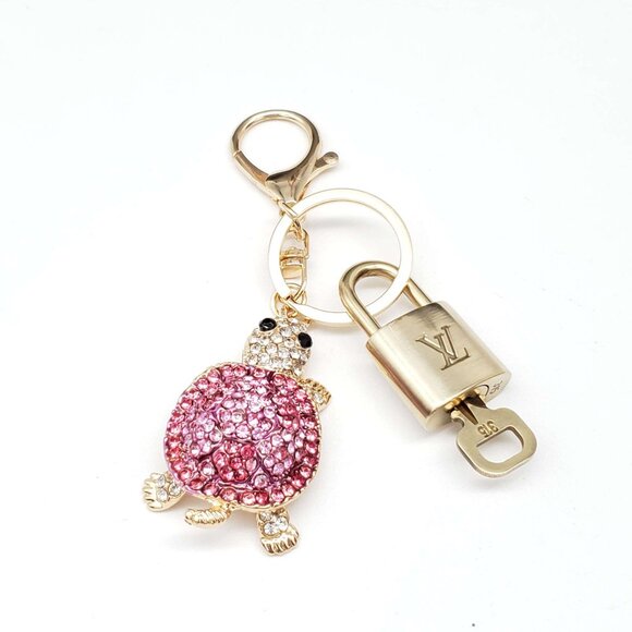 Authentic Louis Vuitton Lock & Key with unbranded Bagcharm, Keycharm, Keychain - Picture 1 of 8
